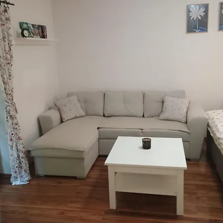 Viktória 5